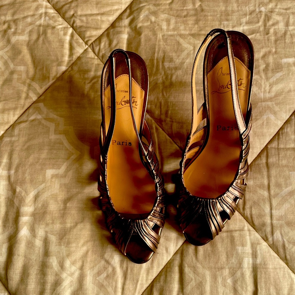Womens evening shoe